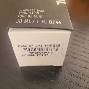 IL Makaige Foundation 040 Woke Up Like This